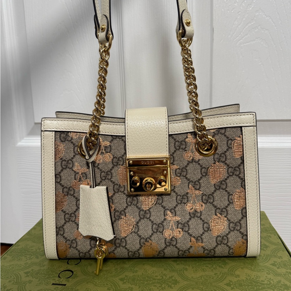Gucci GG Supreme Padlock Small Berry Tote Bag